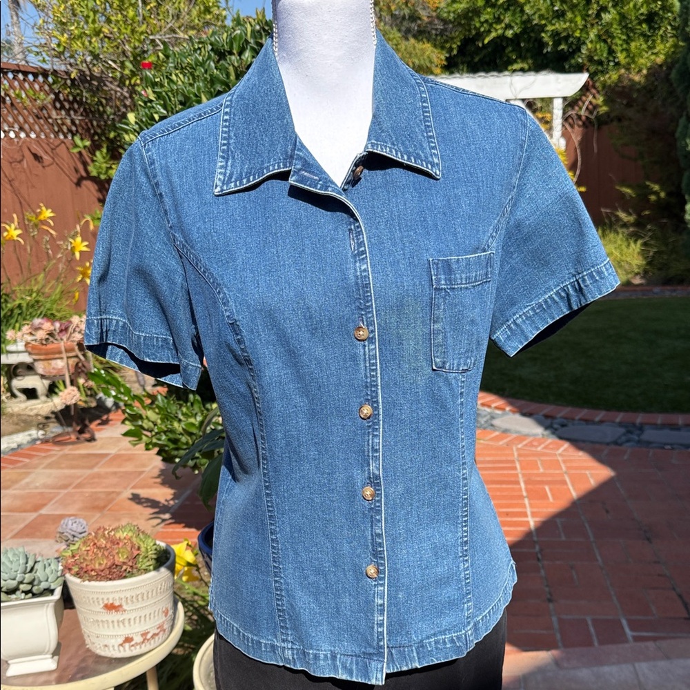 Talbots Blue Short Sleeve Button-Up Shirt